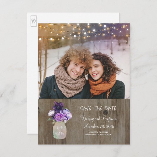 Paarse Bloemen Mason Jar Rustieke Foto Save the Da Aankondigingskaart (Voorkant / Achterkant)