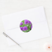 paarse bloemen ronde sticker (Envelop)
