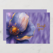 Paarse Bloemen Vergroot op Glanzende Paarse Dank u Bedankkaart (Voorkant / Achterkant)