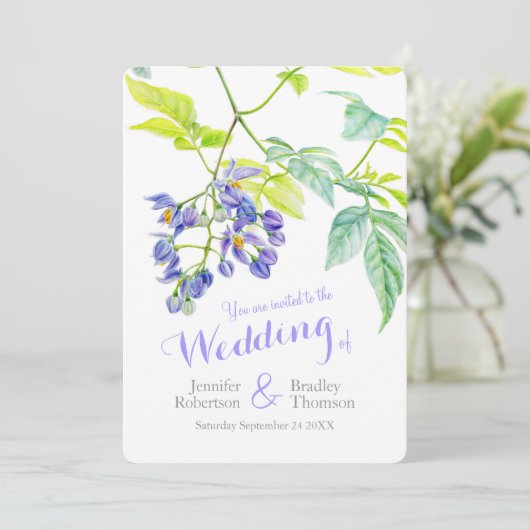 Paarse bloemenaardappel creeper waterverf bruiloft kaart (Staand voorkant)