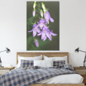Paarse bloemendoek canvas afdruk (Insitu (Slaapkamer))