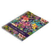  paarse bloemenzwart patroonmonogram notitieboek (Linkerzijde)