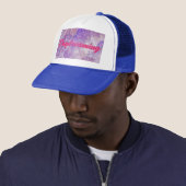 Paarse Bloemige Droom Trucker Pet (In situ)