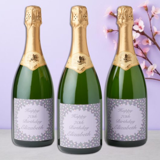 Paarse bloemige verjaardag sparkling wijnetiket