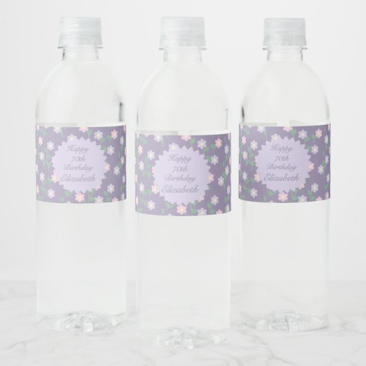 Paarse Bloemige Verjaardag Waterfles Etiket (Flessen)