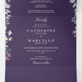 Paarse Bloemige Wilde Bloemen Monogram Foto Bruilo Drieluik Uitnodiging (Binnenkant midden)