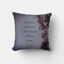 Paarse bloempoëzie kussen