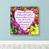 PAARSE BLOEMRIJKE ROMEINEN 8:28 FOTODESIGN CANVAS AFDRUK (Insitu (Houten vloer))