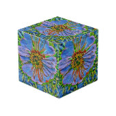 Paarse bloemverf kubus (Voorkant hoekig)