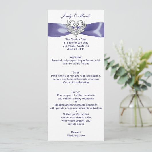 Paarse Blue Silver Swans Wedding Menu Kaart (Staand voorkant)