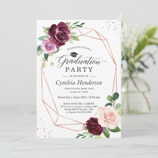 Paarse Blush Bloemen Modern Graduation Party Kaart (Staand voorkant)