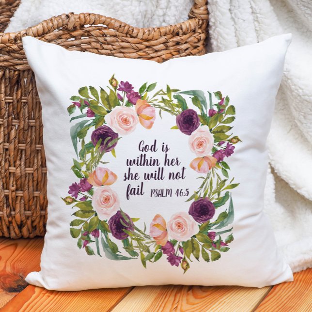Paarse blush Floral God is binnen haar Christelijk Kussen ("God is within her, she will not fail." burgundy and pink floral Christian Bible verse pillow)