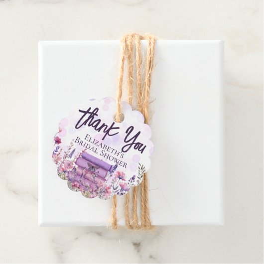 Paarse Boek Stapel Wilde Bloemen Vlinders Script Bedankjes Labels (In situ)