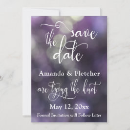 Paarse Bokeh Licht & Typografie 32 Save the Date