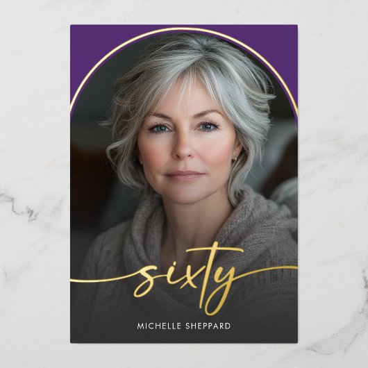 Paarse boog 60e verjaardag folie uitnodiging (Voorkant)