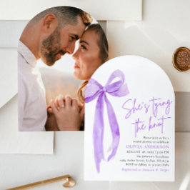 Paarse boog Ze bindt de knoop Vrijgezellenfeest Kaart