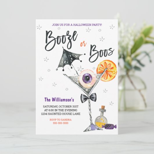 Paarse Boo's of Booze Halloween Feestuitnodiging Kaart (Staand voorkant)