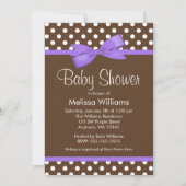 Paarse Bow Brown Polka Dot Baby Shower Invitaties Kaart (Voorkant)
