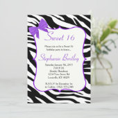 Paarse Bow en Zebra Sweet 16 uitnodiging van 16 se (Staand voorkant)