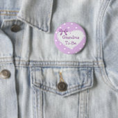 Paarse Bow Grandma om Baby shower Button te worden (In situ)