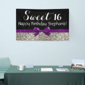Paarse Bow Silver Glitter Sweet 16 Birthday Party Spandoek (Beurs)