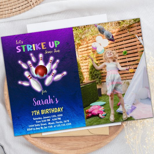 Paarse Bowling Birthday Uitnodigingen met foto