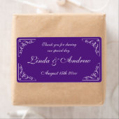 Paarse bruiloft voor etiketten op waterflessen (Insitu)