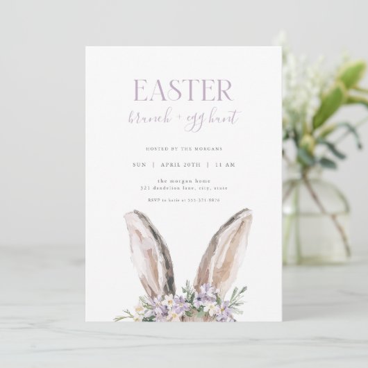 Paarse Bunny Easter Brunch & Egg Hunt Uitnodiging (Staand voorkant)