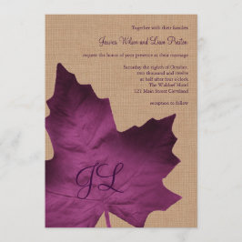 Paarse Burlap Monogrammed Wedding Invitation Kaart