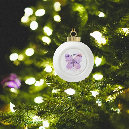 Paarse Butterfly Lupus Warrior Keramische Bal Ornament