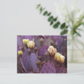 Paarse Cactus Flowers Yellow Blooms Briefkaart (Staand voorkant)