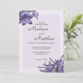 Paarse Campanula bruiloft uitnodiging (Staand voorkant)