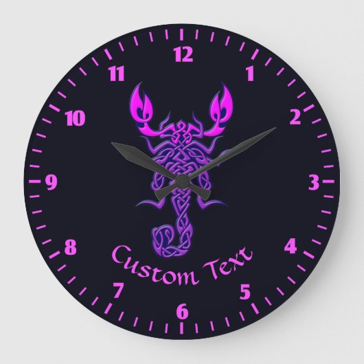 Paarse Celtic Knot Scorpion Grote Klok (Voorkant)