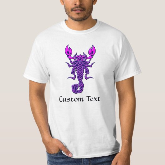 Paarse Celtic Knot Scorpion T-shirt (Voorkant)