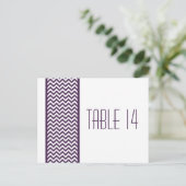 Paarse Chevron Border Table Number Briefkaart (Staand voorkant)