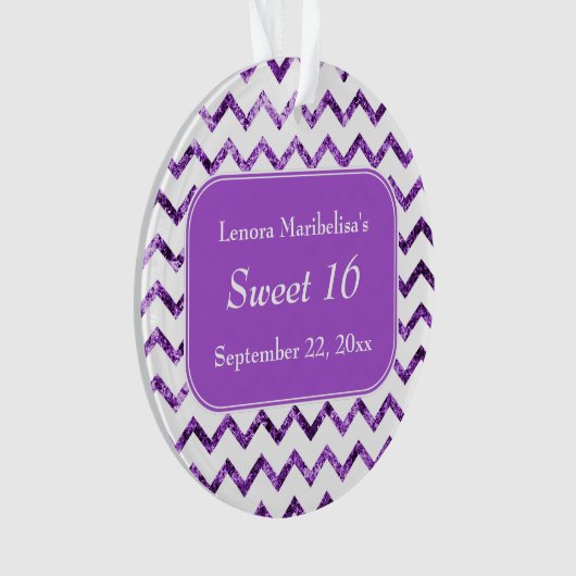 Paarse Chevron Pattern Sweet 16 Ornament (voorkant)
