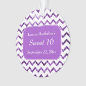 Paarse Chevron Pattern Sweet 16 Ornament (voorkant)