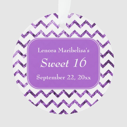 Paarse Chevron Pattern Sweet 16 Ornament (voorkant)