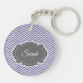 Paarse Chevron Personaliseer AcrylSleutelhanger Sleutelhanger (Achterkant)