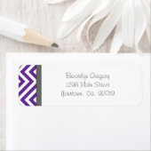 Paarse Chevron Stripe Retouradreslabel Etiket (Insitu)