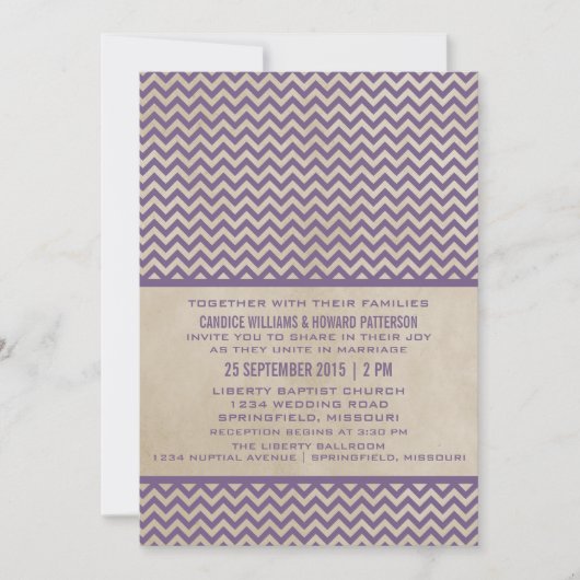 Paarse Chic Chevron Wedding Invite Kaart (Voorkant)
