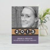 Paarse Classy Keys Afstuderen Uitnodiging (Staand voorkant)