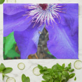 Paarse Clematis Flower Theedoek (Gevouwen)