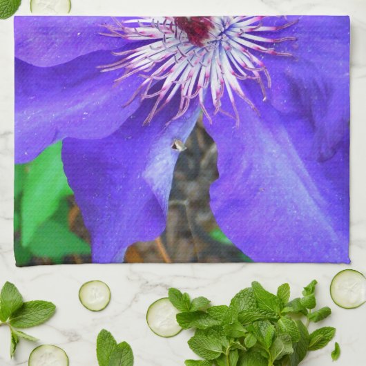 Paarse Clematis Flower Theedoek (Gevouwen)