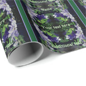 Paarse Clematis tegen zonlicht gepersonaliseerd he Cadeaupapier (Rol Hoek)