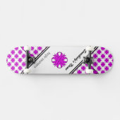 Paarse Clover Ribbon door Kenneth Yoncich Skateboard (Horizontaal)