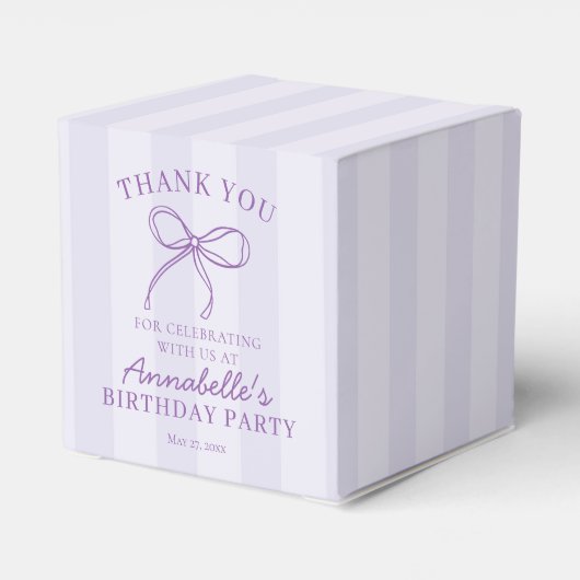 Paarse Coquette Bow Pastel Lavendel Verjaardag Bedankdoosjes (Achterkant)