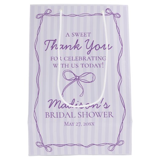 Paarse Coquette Bow Pastel Vrijgezellenfeest Favor Medium Cadeauzakje (Achterkant)