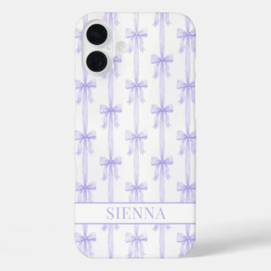 Paarse Coquette Strikjes Gestreept met Monogram iPhone 16 Plus Hoesje