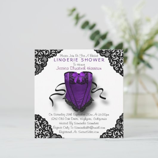 Paarse corset en zwarte leace-lade kaart (Staand voorkant)
